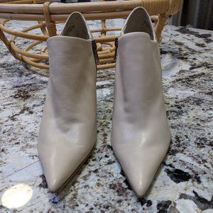 Nine West Leather Booties size 6